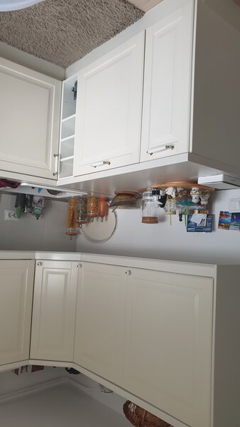 Titulescu, Banu Manta,